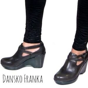 New Dansko Franka Black Leather Wedge Bootie Heels Z2014* Size 7 US / 37 EUR